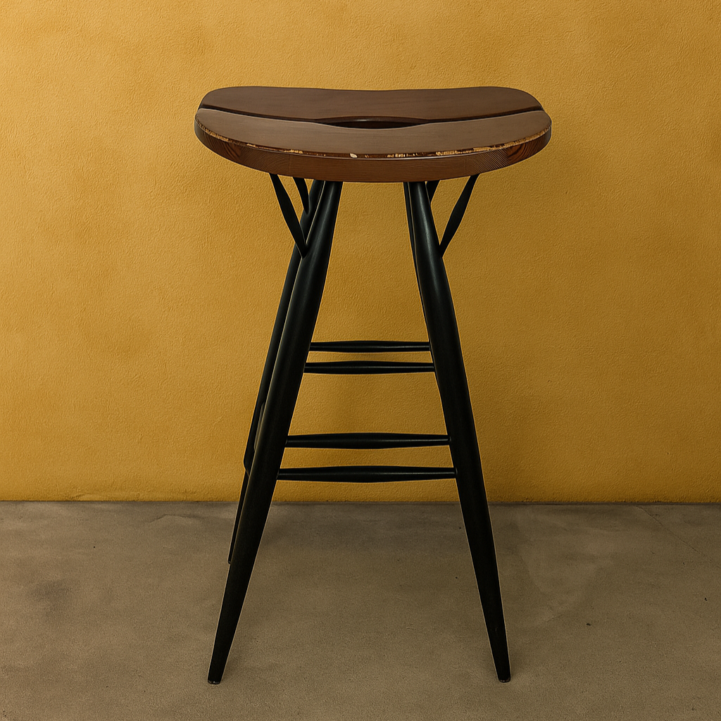 Ilmari Tapiovaara, Pirkka, bar stool