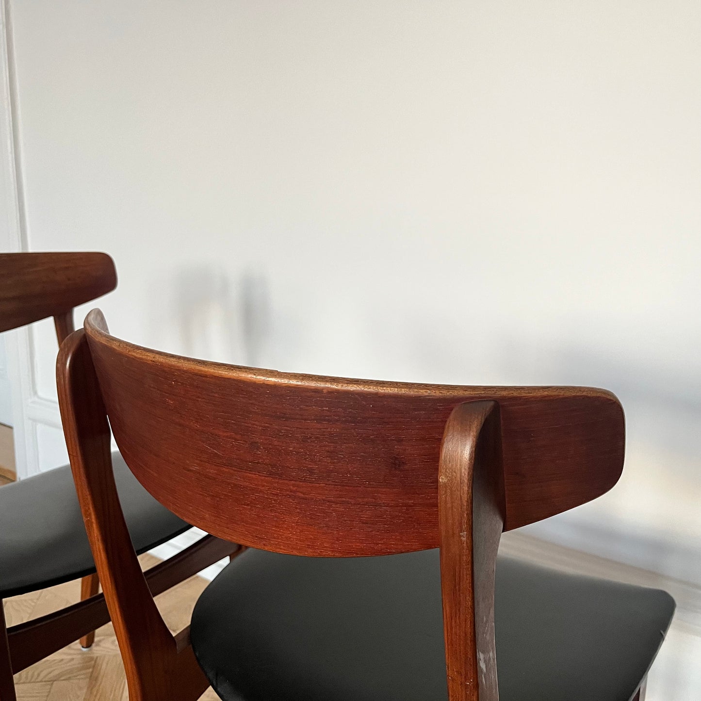 Mid-Century Modern Dining Chairs in Teak and Black Vinyl