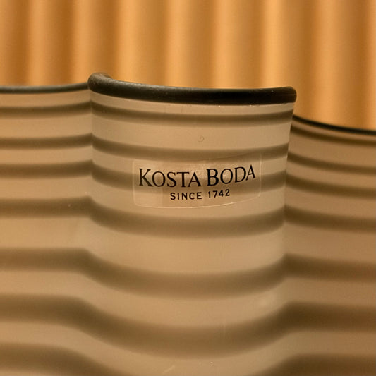 “Carmen” Art Glass Vase by Ulrica Hydman-Vallien for Kosta Boda