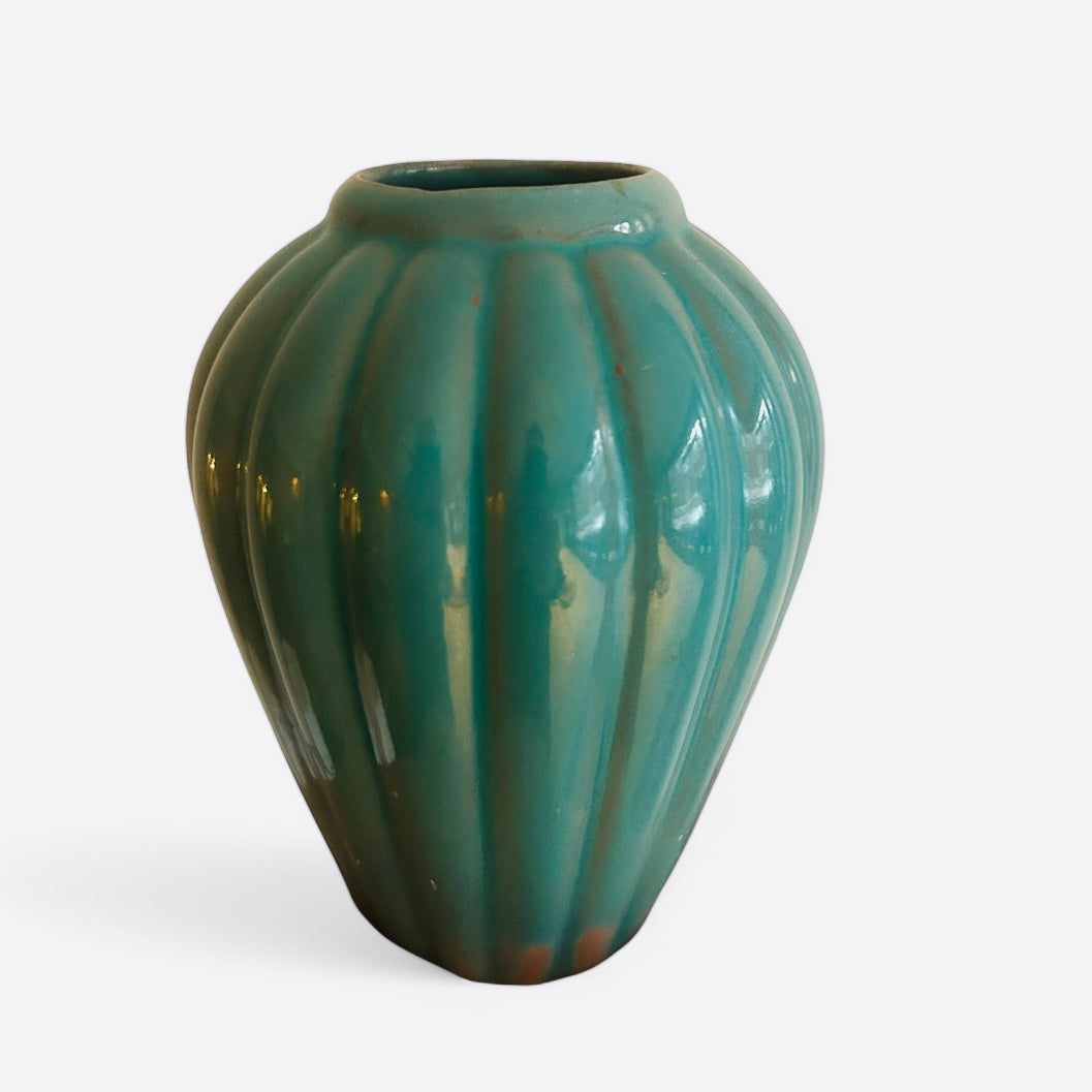 ARA vase designed by Kurt Ekholm in the 1940s for Arabia
