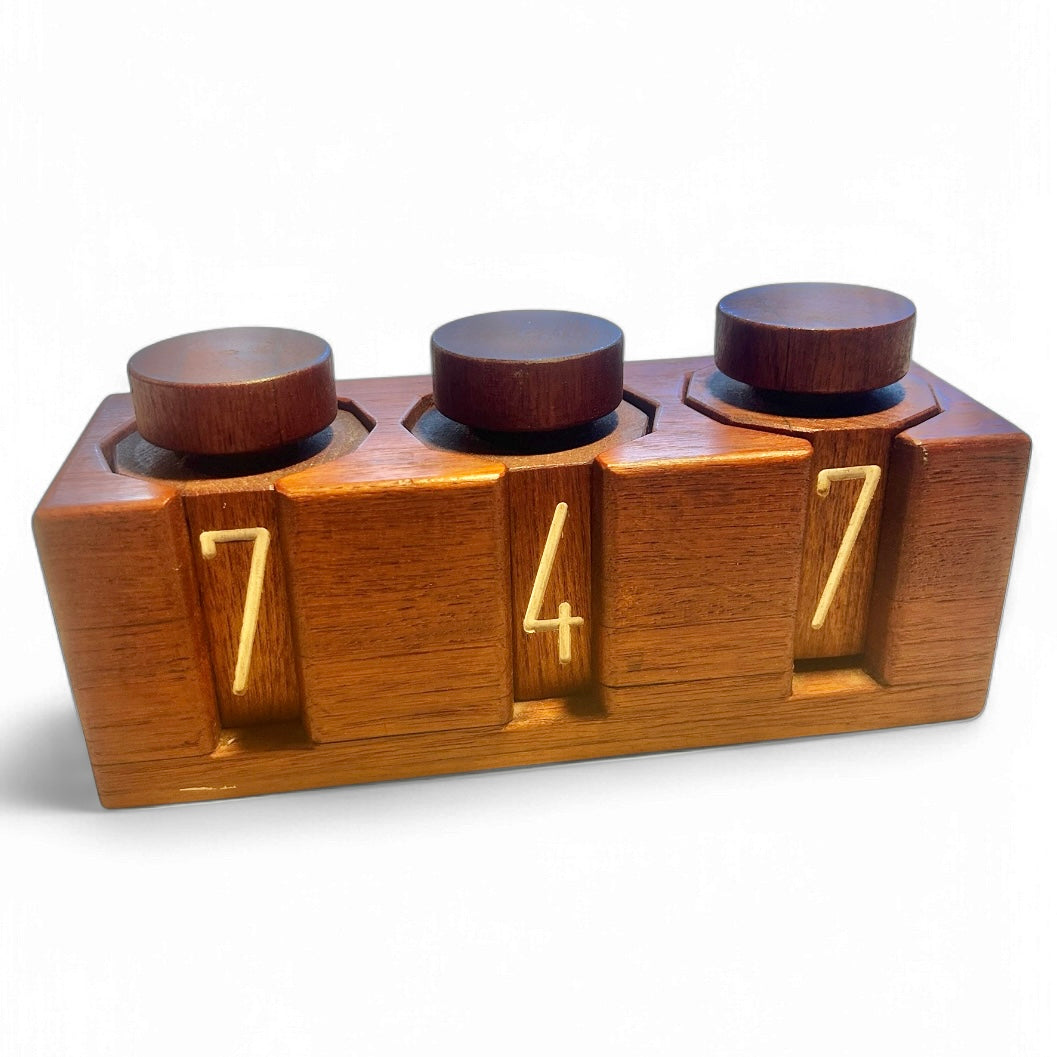 Number display piece in teak