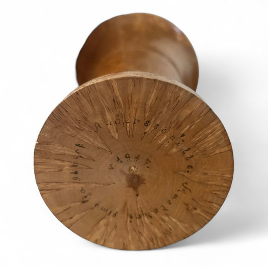 Curly birch cup from 1947