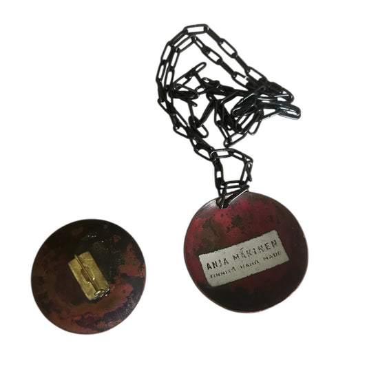 Copper and enamel jewellery by Anja Mäkinen