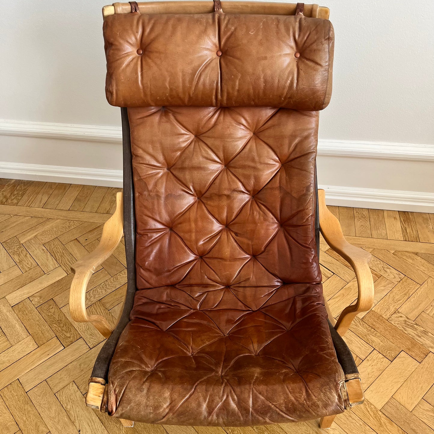 Pernilla 69 lounge chair, by Bruno Mathsson with dark brown canvas, for DUX