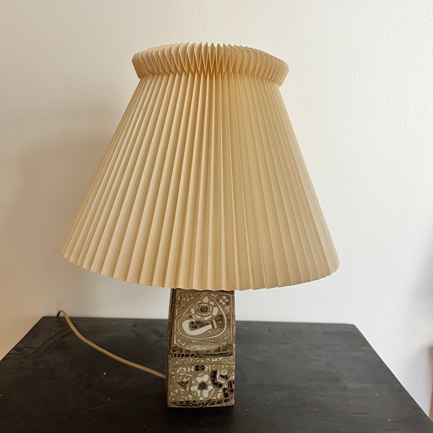 Danish porcelain Baca table lamp by Nils Thorsson for Royal Copenhagen