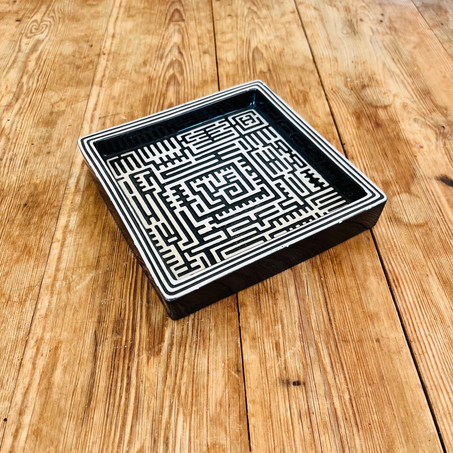 Stig Lindberg Domino tray, size 15x15 centimeters