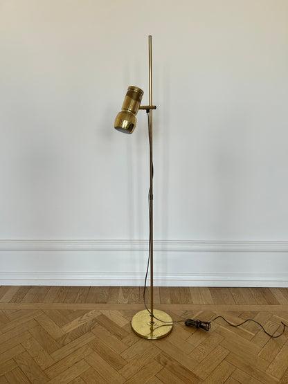 Danish brass floor lamp Type 1820 by Frandsen