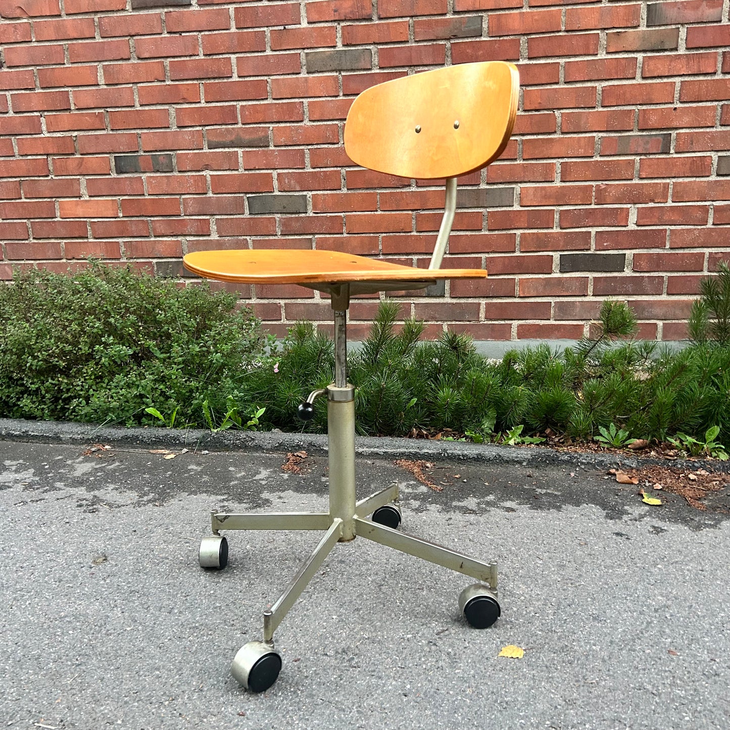 Midcentury Modern Architect's Swivel Desk chair