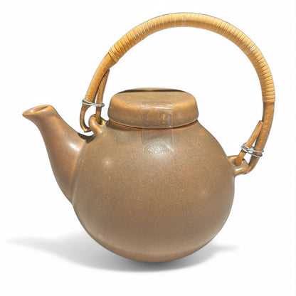 Finnish 1950s stoneware teapot by Ulla Procopé for Arabia