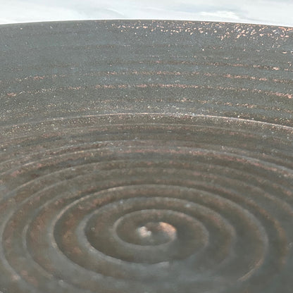 Large 1960s hand thrown dish by Peter Winquist for Arabia